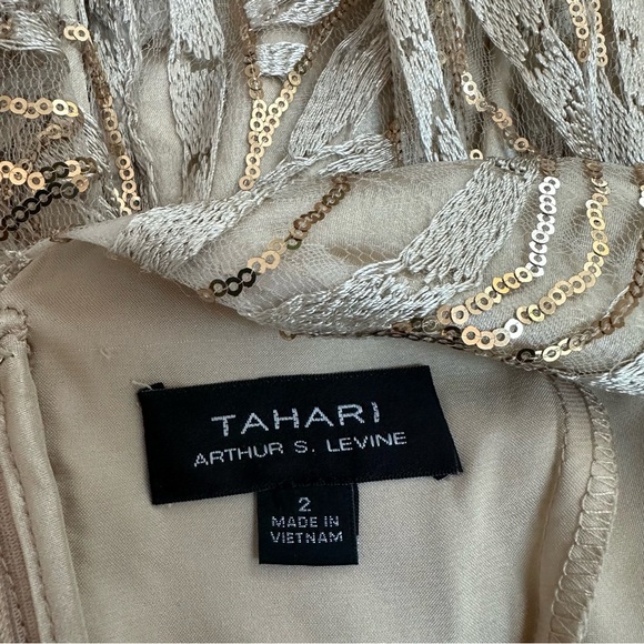 Tahari Arthur S. Levine Champagne Gold Sequin Gown, Size 2 - Picture 3 of 15